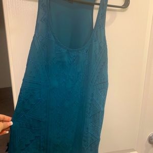 Mossimo geometric tank sz medium